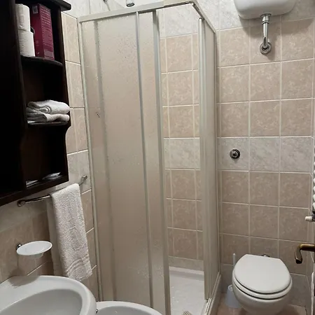 Bed & Breakfast Karol Wojtyla 3*