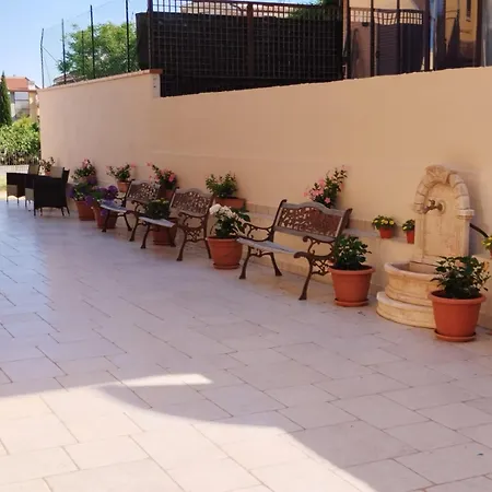 Alojamento de Acomodação e Pequeno-almoço Karol Wojtyla